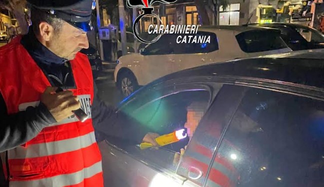 A Tutta Birra Al Centro Di Catania Stop A Ragazzo Ubriaco Col