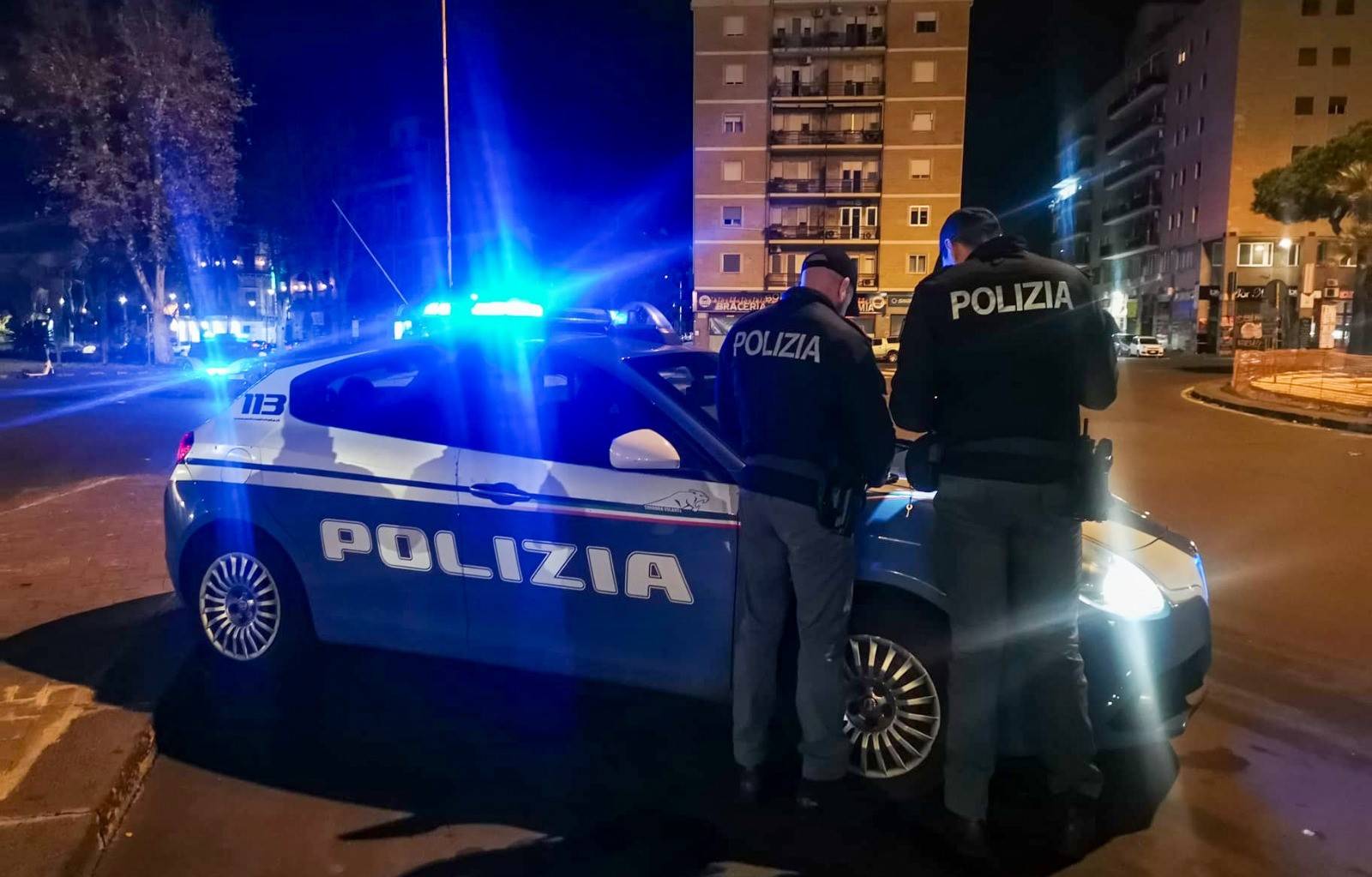 49ENNE-CATANESE-INTERCETTATO-E-ARRESTATO-DALLA-POLIZIA-DI-STATO-MENTRE-SPINGEVA-UNO-SCOOTER-APPENA-RUBATO.jpg