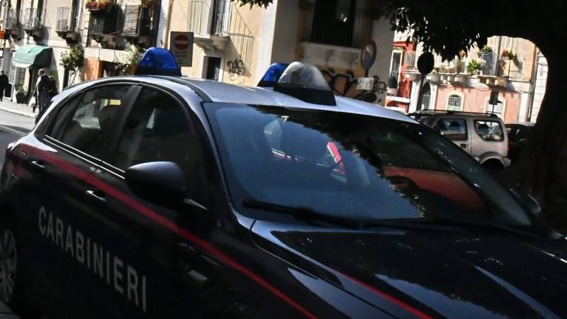 CARABINIERI-1.jpg