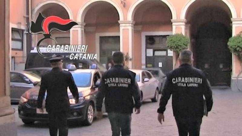 CARABINIERI-1.jpg