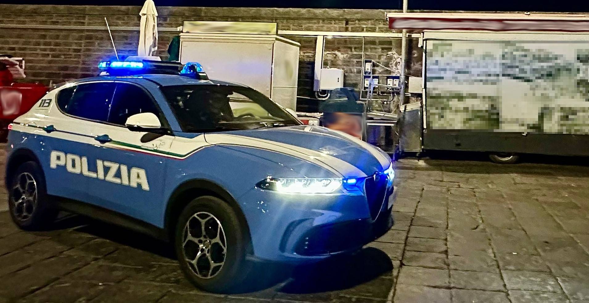 CONTRASTO-ALLABUSIVISMO-COMMERCIALE-NEL-PORTICCIOLO-DI-OGNINA-DENUNCIATO-UN-AMBULANTE-CATANESE-DALLA-POLIZIA-DI-STATO.jpg