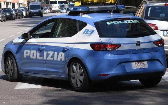 CONTROLLI-DELLA-POLIZIA-DI-STATO-DI-CATANIA-NEL-QUARTIERE-PICANELLO-DENUNCIATE-DUE-PERSONE-PER-POSSESSO-DI-STUPEFACENTI.jpg