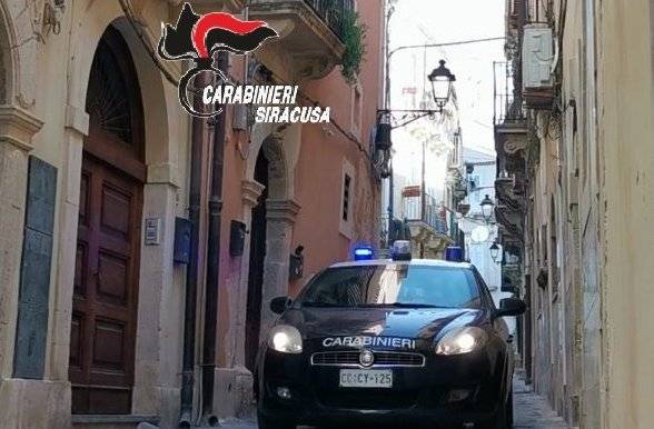 Carabinieri-Ortigia-1.jpg