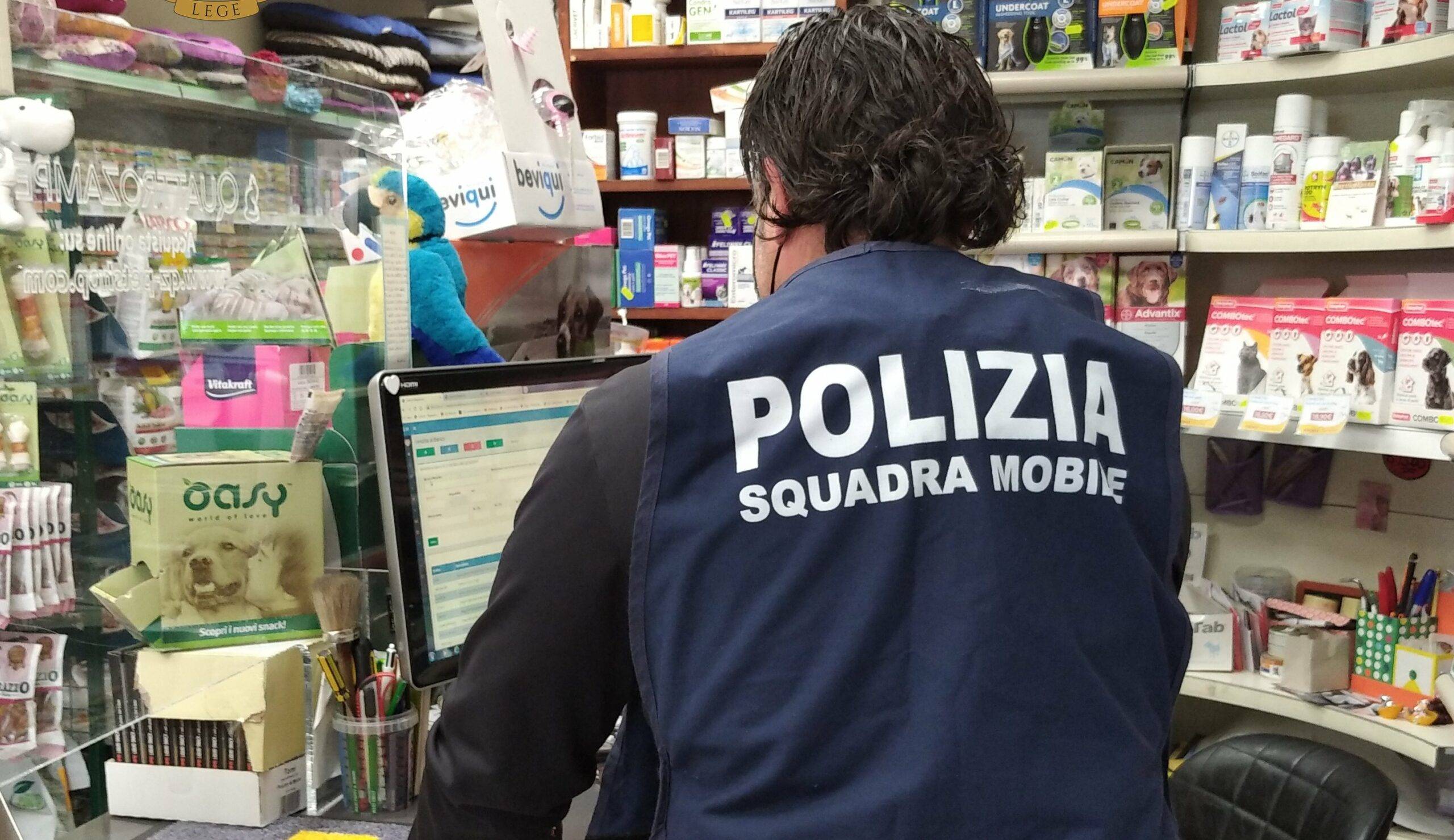 Catania-polizia-scaled.jpg