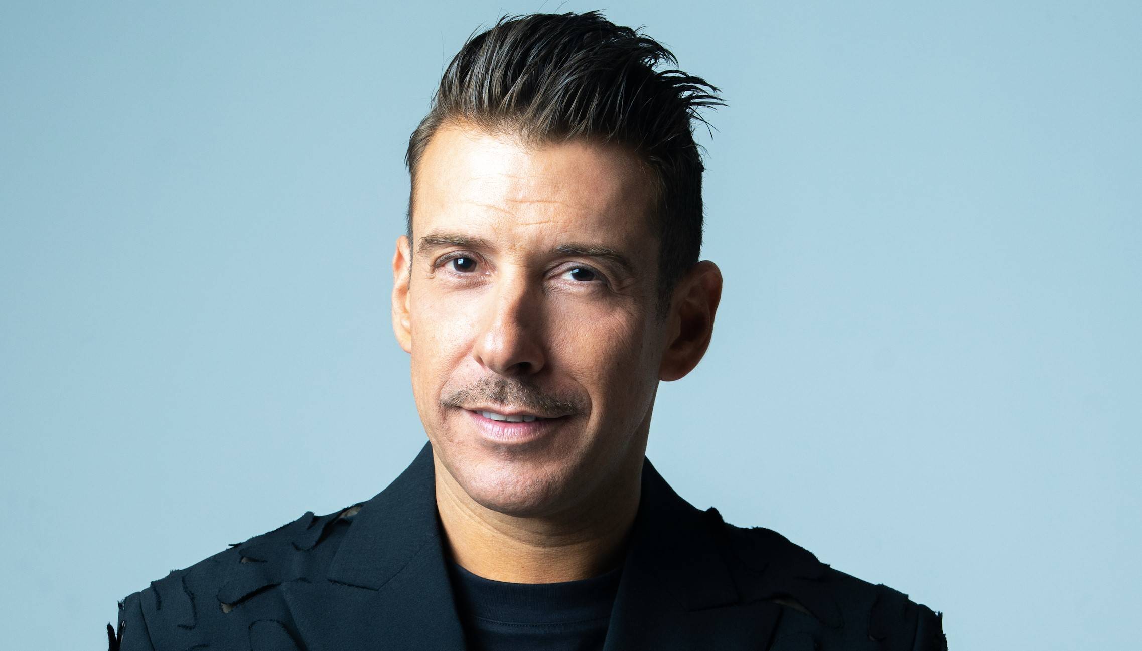 Gabbani-2.jpeg