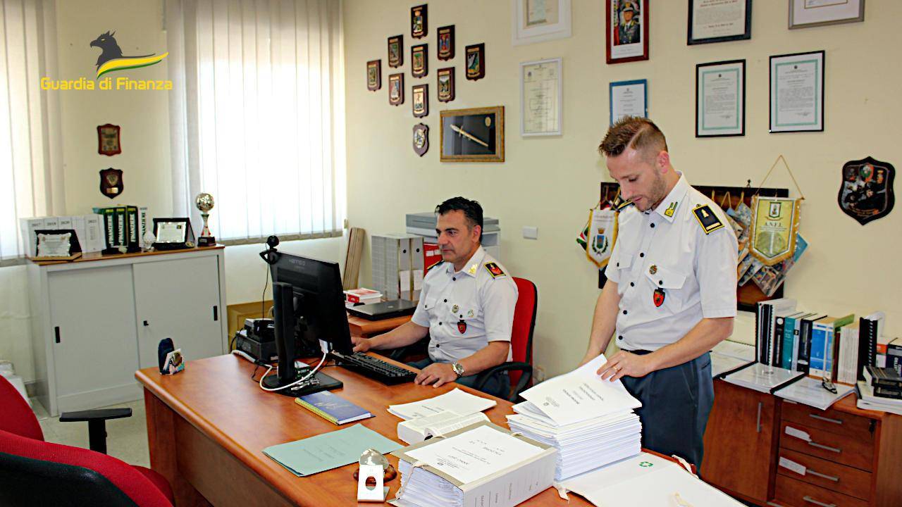 Guardia-di-finanza-Catania.jpg