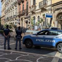 MINACCIA-AUTOMOBILISTI-E-DANNEGGIA-LE-VETTURE-PARCHEGGIATORE-ABUSIVO-VIOLENTO-E-RECIDIVO-ARRESTATO-DALLA-POLIZIA-DI-STATO.jpg