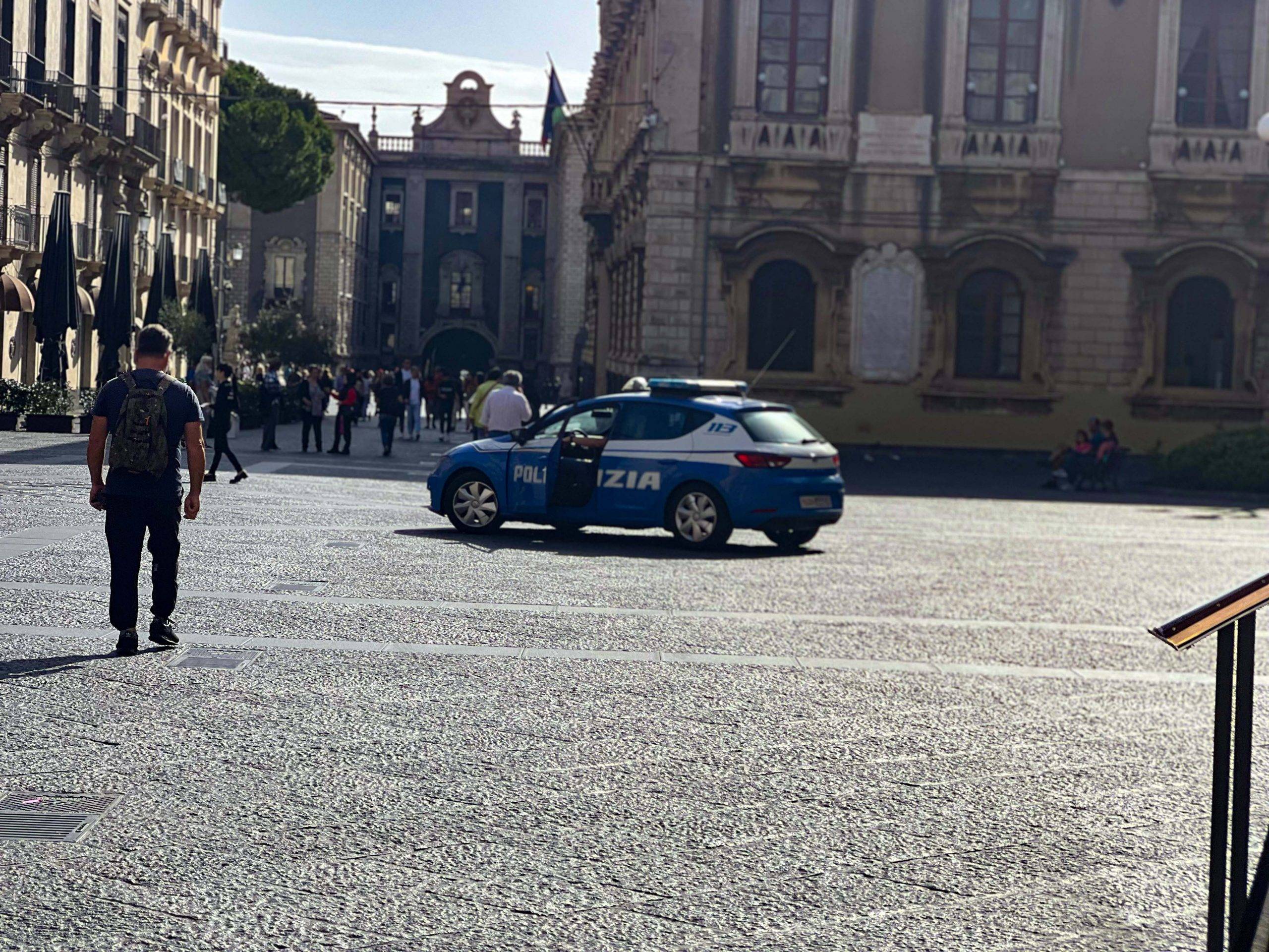 POLIZIA-DI-STATO--scaled.jpg