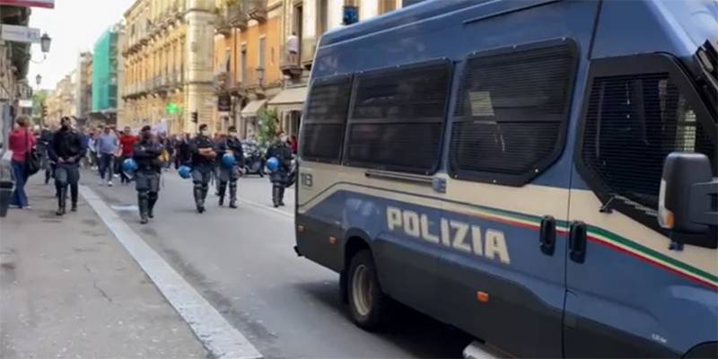 Polizia.jpg