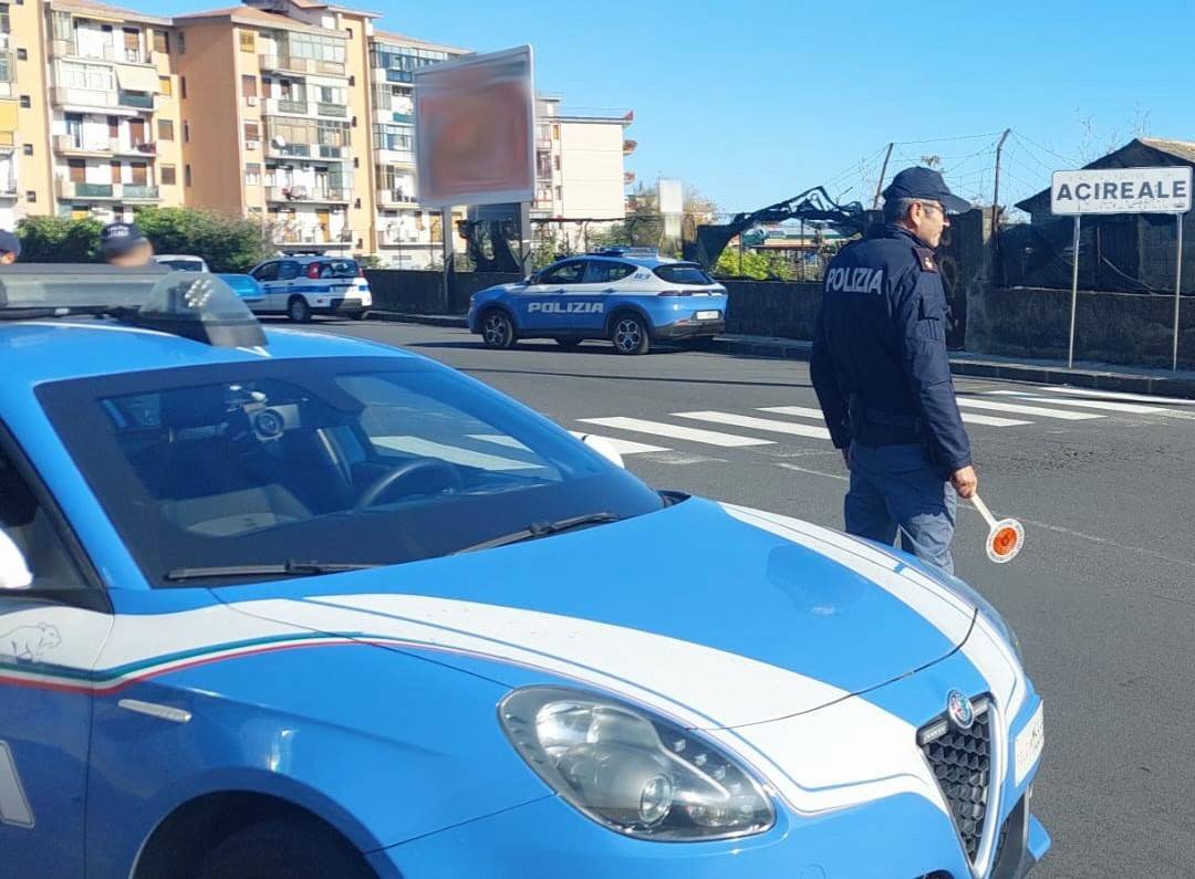 SCOPERTI-DALLA-POLIZIA-DI-STATO-DUE-AUTOLAVAGGI-ABUSIVI-AD-ACIREALE-SANZIONI-PER-6-MILA-EURO-1.jpg