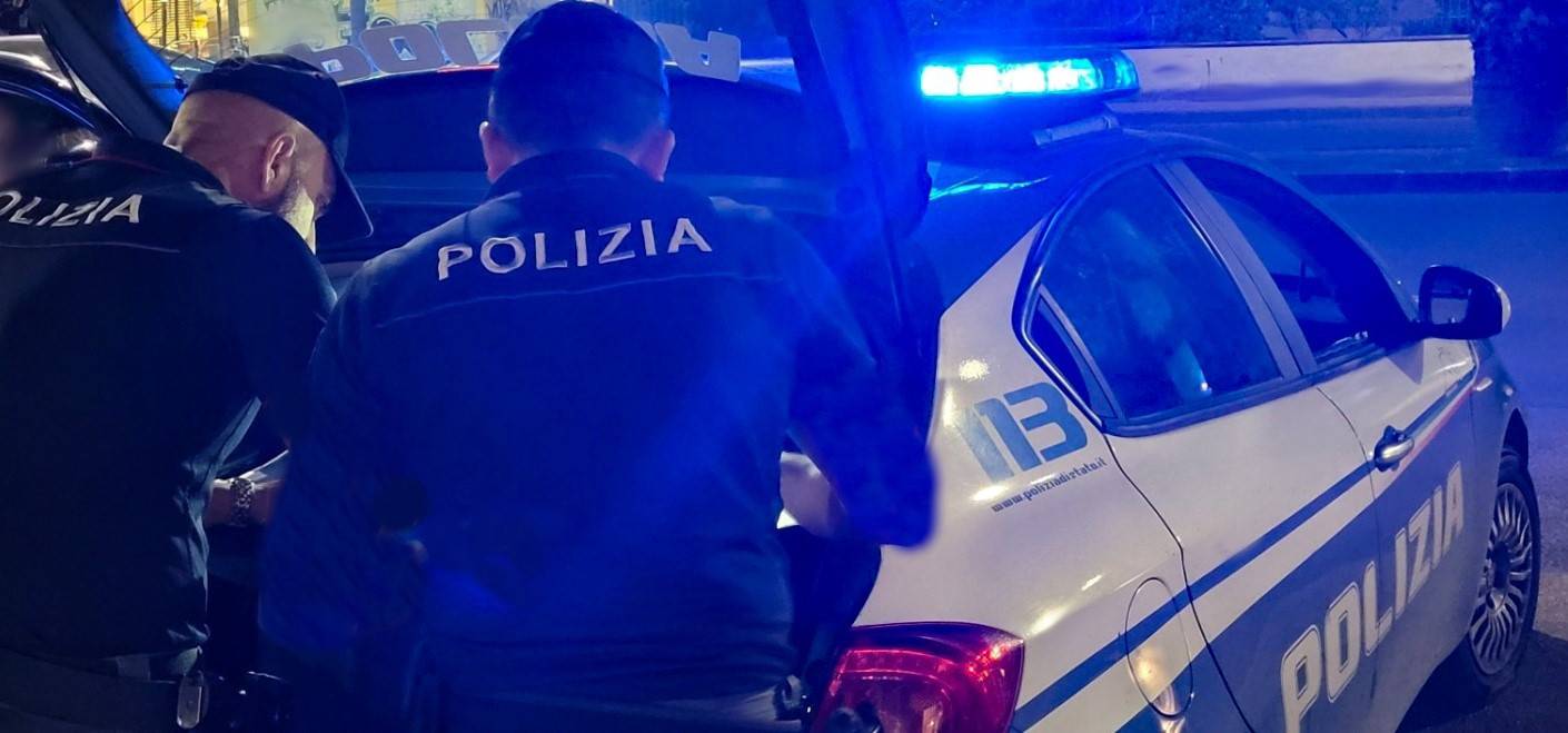 SORPRESO-DALLA-POLIZIA-DI-STATO-CON-LE-MUNIZIONI-NASCOSTE-IN-CAMERA-DA-LETTO-DENUNCIATO-23ENNE-CATANESE.jpeg