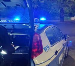 SPACCIATORE-CON-DROGA-IN-AUTO-FUGGE-AL-CONTROLLO-INSEGUITO-E-ARRESTATO-DALLA-POLIZIA-DI-STATO.jpg