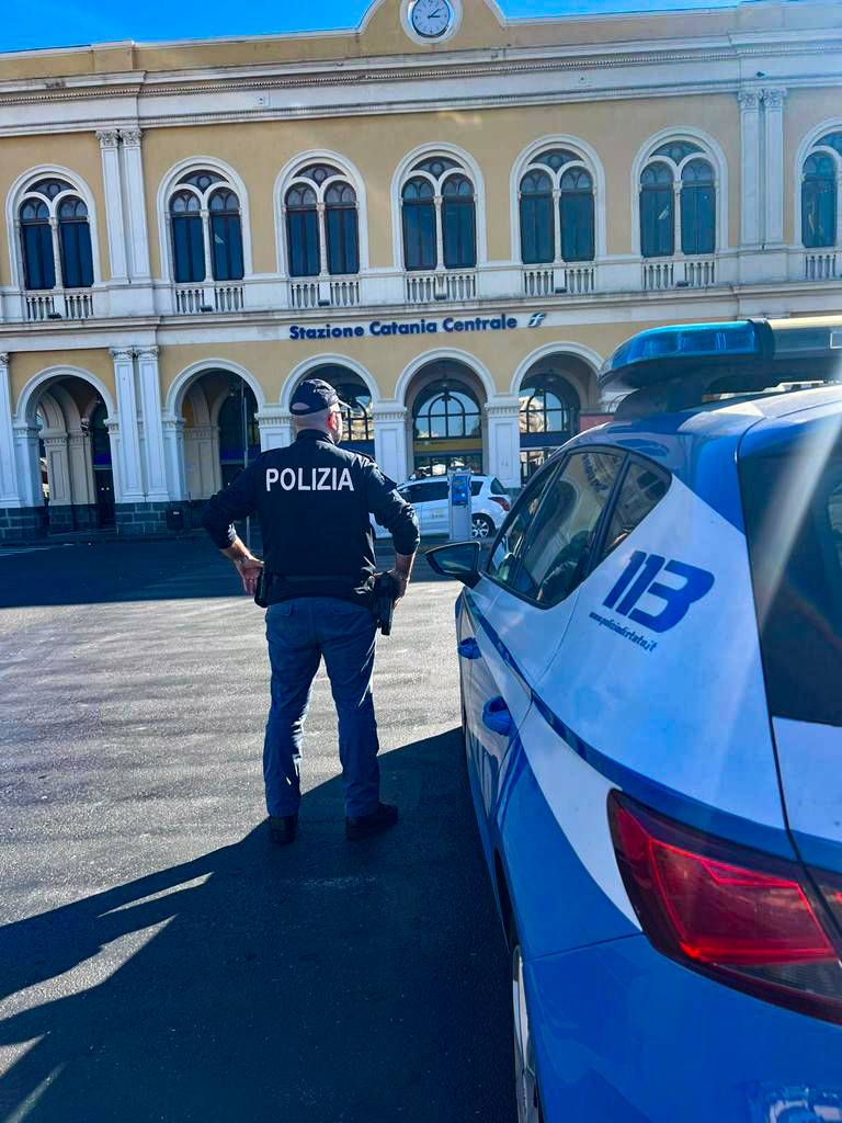 Stazione-Centrale-di-Catania-controlli-e-denunce-della-Polizia.jpg