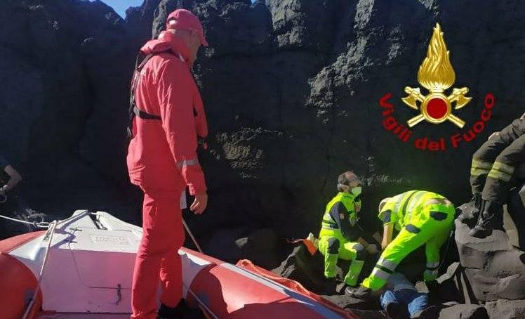 Stazzo-soccorso-nautico.jpeg