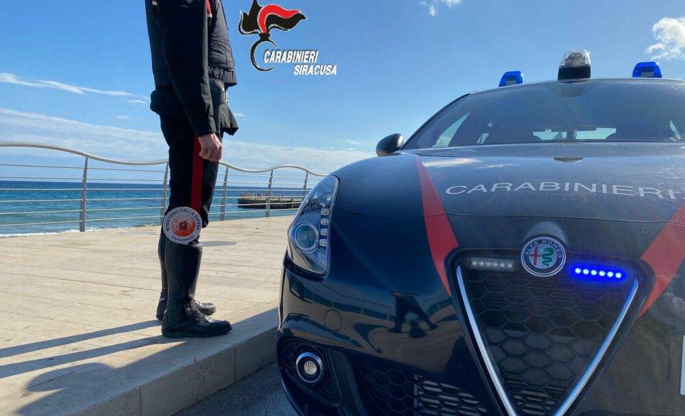 avola-carabinieri-e1648980408245.jpg