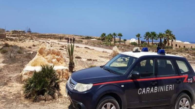 carabinieri-lampedusa.jpg