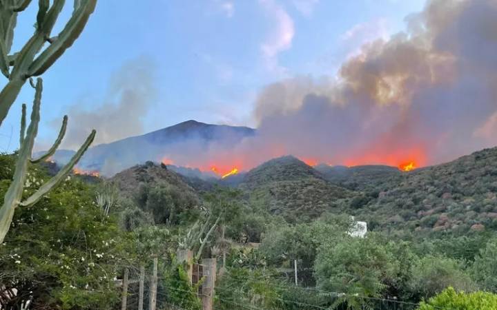 incendio-stromboli.jpg