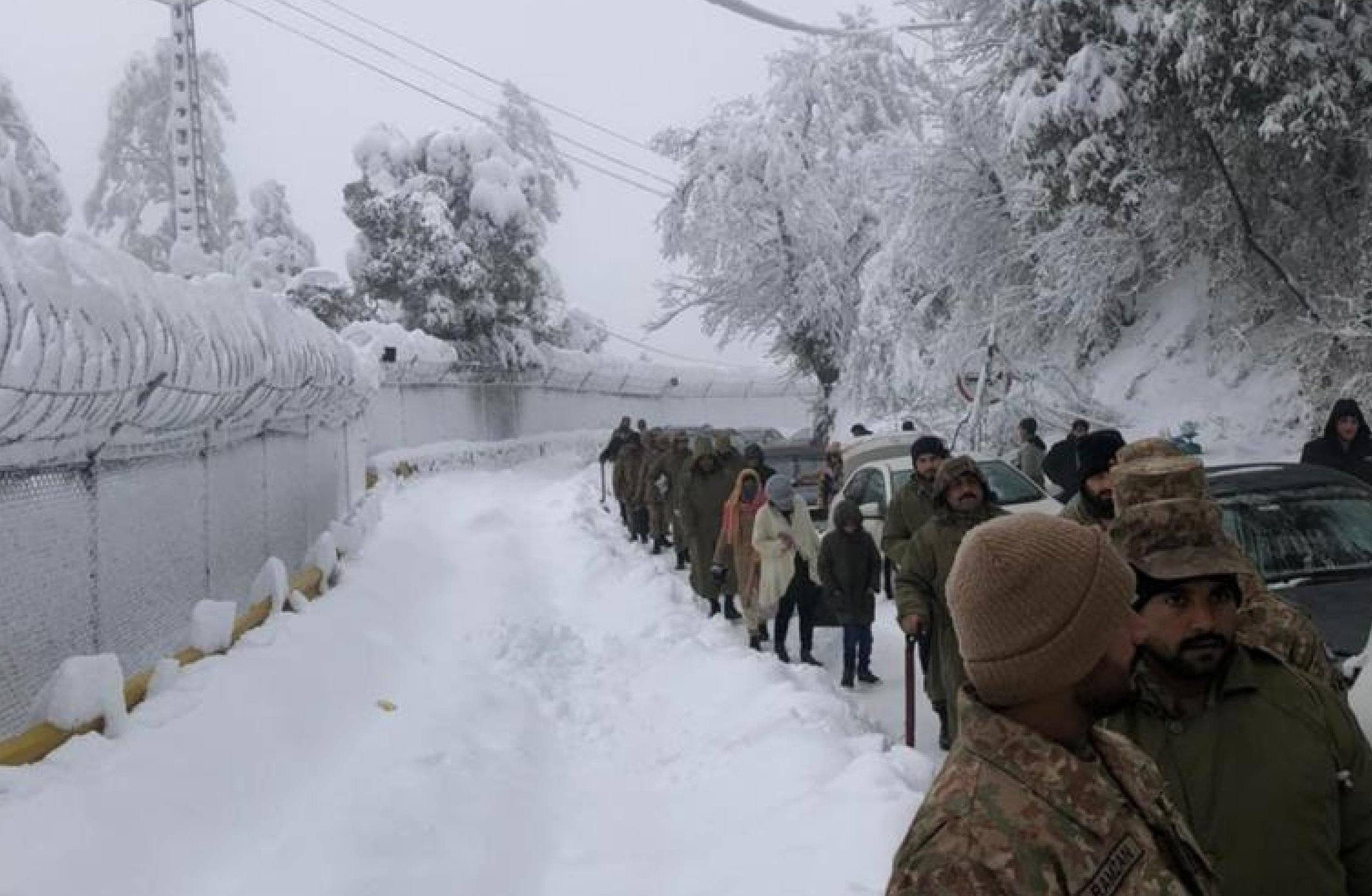 neve-in-Pakistan.jpg