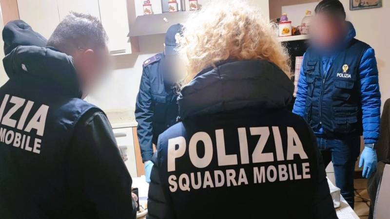 polizia-1.jpeg