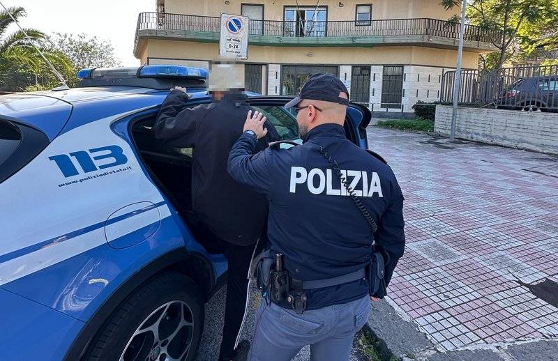 polizia-catania-2.jpg