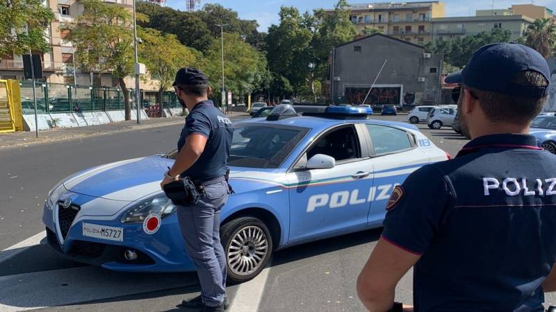 polizia-catania.jpg