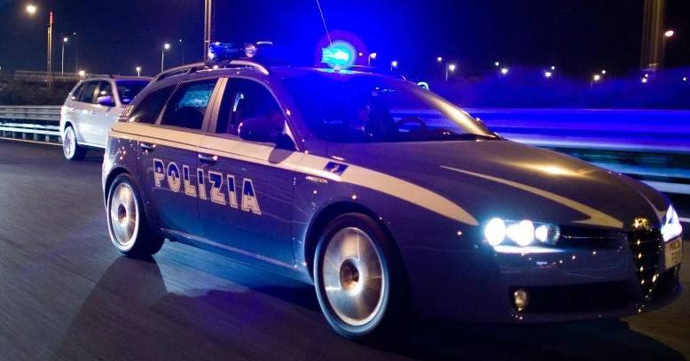 polizia-catania-notte.jpg