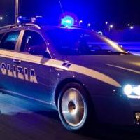 polizia-catania-notte.jpg