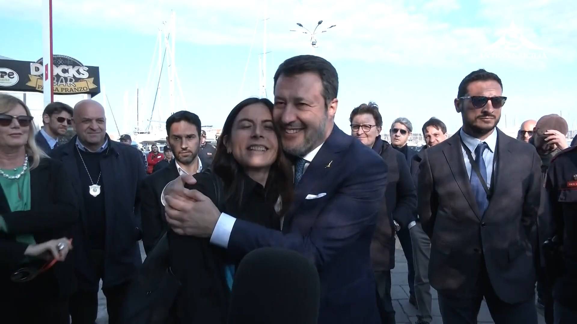 salvini-e-sudano-incollati-nessun-passo-indietro.jpg