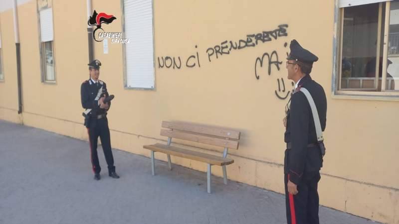 scritte-muro.jpg