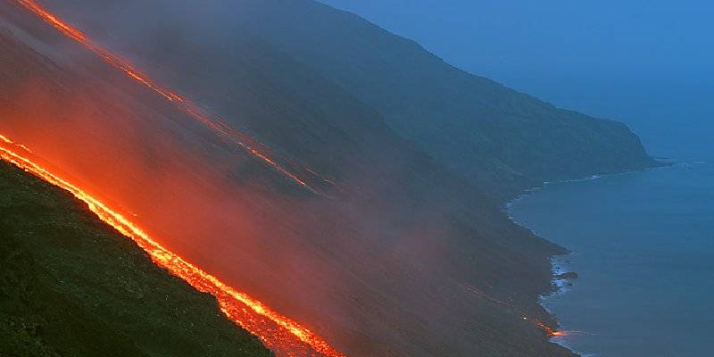 stromboli-sciara-del-fuoco-3.jpg