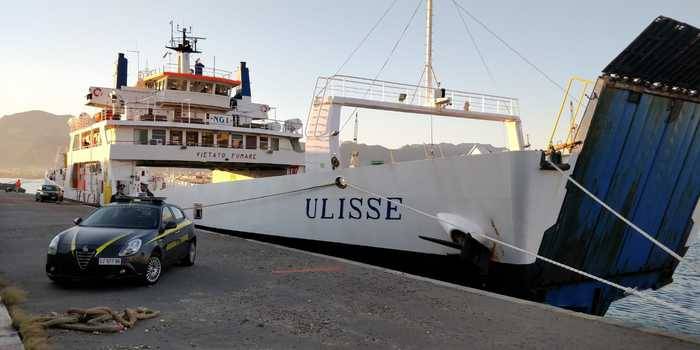 ulisse-caronte.jpg