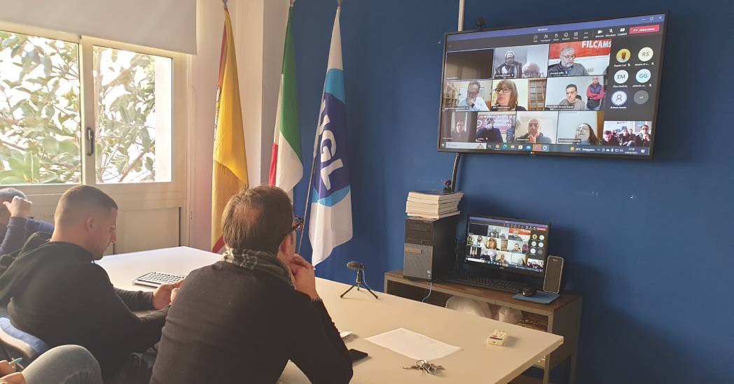 videoconferenza-incontro-in-sede-aziendale-procedura-licenziamento-collettivo-lavoratori-pubbliservizi-e-24-febbraio-2023.jpg